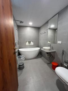 Khushi Riverside Resort & Spa - Mahabaleshwar - 4