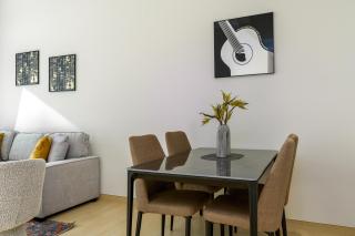 Vacay Lettings - Binghatti Emerald,JVC- Pool View - Dubai - 2