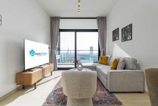 Vacay Lettings - Binghatti Emerald,JVC- Pool View - Dubai - 0