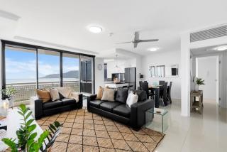 Belle Escapes Rydges Plaza Esplanade Luxury 2-Bedroom Apartment - Cairns North - 9