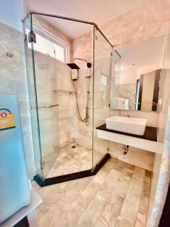 60sqm Studio Nai Harn Beach Condo, Walk to Beach - Rawai Beach - 8