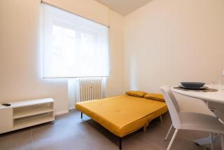 Modern apartment AC, WIFI next to 2 metro line stations and City Life area - Milan - 3