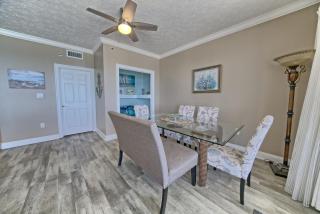 Amazing Tropical Condo with Complimentary Beach Chairs and Umbrellas - Unit 0706 - Panama City Beach - 1