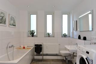Modernes Apartment mit Garage & PS4 von STAY YOUR WAY - 4