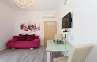Amazing Apartment In Okrug Gornji - Trogir - 7