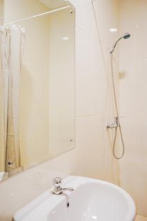 Cozy 3BR Asatti Apartment near ICE BSD By Travelio - Tangerang - 3
