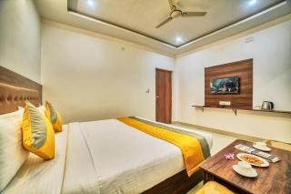 Visa Inn Hotel 4kms from Airport l Free Airport pickup & drop 24x7 - Bangalore - 1