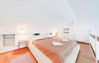 Stunning Apartment In Broce With Wifi - Broce - 3