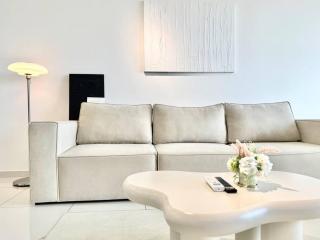 Beacon Executive Suites #Modern Chic #SkyPool #Georgetown #5pax #2BR 2bath #2Queen 1Single #Quality well maintained #Private host - George Town - 4