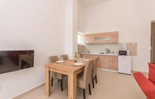 Lovely Apartment In Starigrad Paklenica - Starigrad-Paklenica - 5