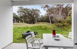 1 Bedroom Stunning Apartment In Nexø - Neksø - 9