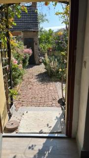 Kirchhof - - 3