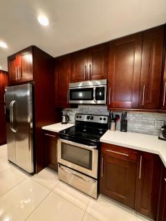 Modern Miami Oversized 3 Bedroom in Central Location - Miami - 5