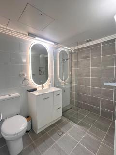 ☆Airliedise☆NO hills☆Kitchen☆5min walk 2 Ferry terminal☆WiFi☆Netflix - Airlie Beach - 8