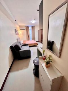 Spacious Condo Unit with Balcony - Lo-oc - 7