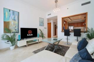 Livbnb - Captivating 1B w Partial Sea View, Marina - Dubai - 9