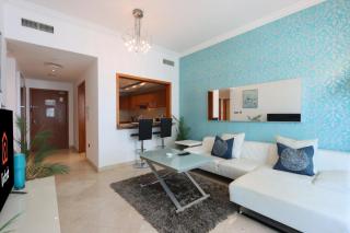 Livbnb - Captivating 1B w Partial Sea View, Marina - Dubai - 7