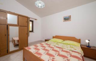 1 Bedroom Amazing Apartment In Liznjan - Ližnjan - 4