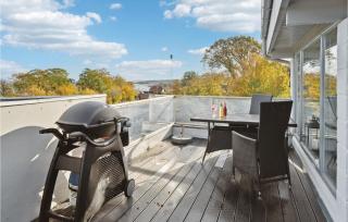 2 Bedroom Nice Apartment In Allinge - Allinge - 4