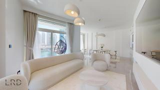 Luxurious Apartment with Marina Views - Dubai - 9