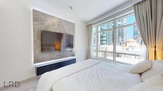 Luxurious Apartment with Marina Views - Dubai - 2