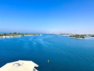 Private Beach Sea View HighFloor Palm Jumeirah - Dubai - 0