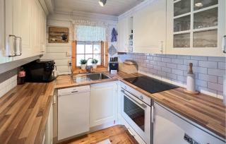 Lovely Home In Øvre Snertingdal - 8