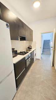 La Magenta Apartments - 1