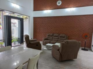 Sham Hotel - Boralesgamuwa - 9