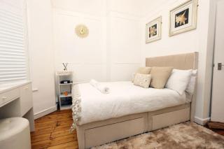 Spacious Pontcanna Apartment, Driveway Parking & 10 min to City Centre - Cardiff - 7