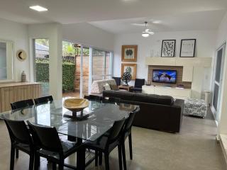 Casa em condomínio fechado, ambiente familiar - 2