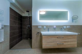 Auszeit, Yoga-Apartment mit Kamin & Balkon in der Hafenresidenz - Waren - 2