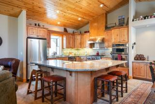 Hillside Mountain Creek Haven home - 9