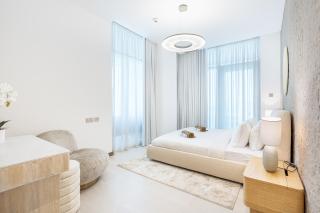 Brand New Canal Home with Terrace by Missoni - Dubai - 9