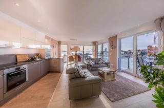Garzini - Apartment mit Balkon & Müritzpanorama in der Hafenresidenz - Waren - 9