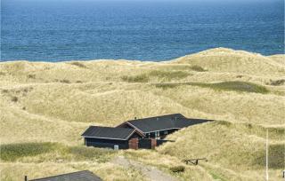 Five-Bedroom Holiday Home In Lokken - 9