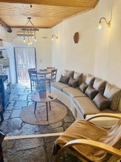 COZY VILLAGE HOUSE ΑΓΙΟΣ ΛΑΥΡΕΝΤΙΟΣ ΠΗΛΙΟΥ - 6