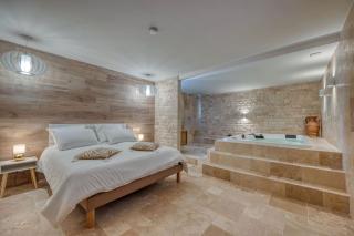 Appartement luxueux avec jacuzzi - 0