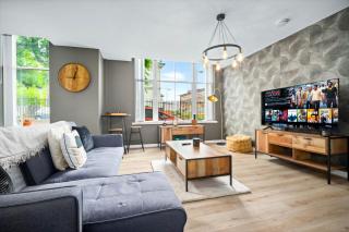 Luxe Apartment with Private Parking in Gated Complex - Close to JQ & City Centre - Top Rated - 7SH - Birmingham - 8