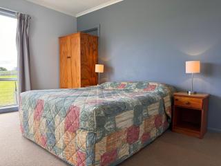 Mountain View Country Inn - 1