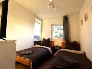 Modern Apartment Near Kristalltherme- MontiRooms - Ludwigsfelde - 9
