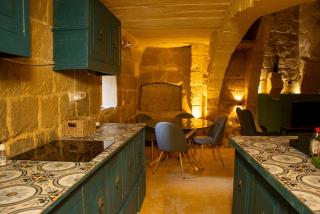 Unique Village Hideaway - San Lawrenz - 8