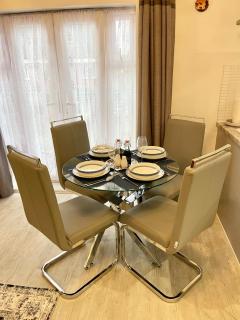 The Madison Apartment - Dagenham - 5