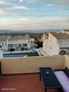 Adosado tranquilo para familias con piscina - Gran Alacant - 9