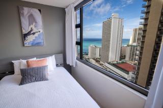 Deluxe Ocean View Condo 2 Queen Beds in Waikiki, FREE Parking & Wi-Fi - Honolulu - 5