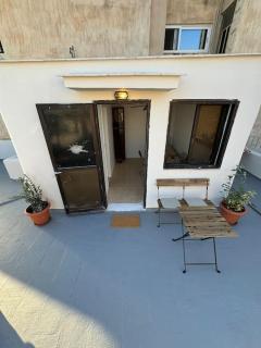 Sunny Rooftop Studio in Center with City Views - Atene - 3