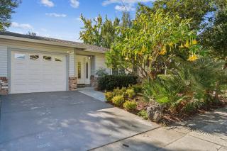 Spacious Mountain View Duplex in Prime Location Duplex - Mountain View - 8