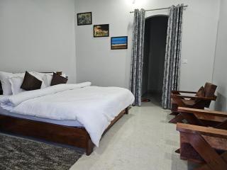 Sparrow Nest Corbett - 1