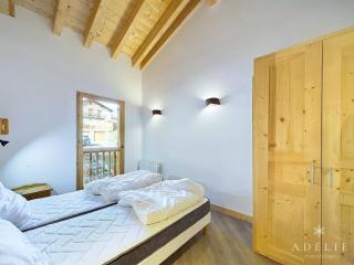 Chalet moderne avec jacuzzi, à 20m des pistes, pour 10 pers. - Les Eucherts - FR-1-398-636 - Montvalezan - 1