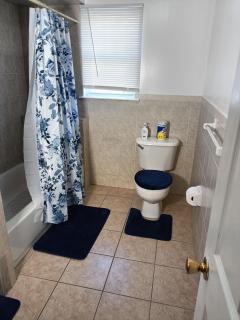 Fada Guest House - 38 Yates Ave Newark - 8